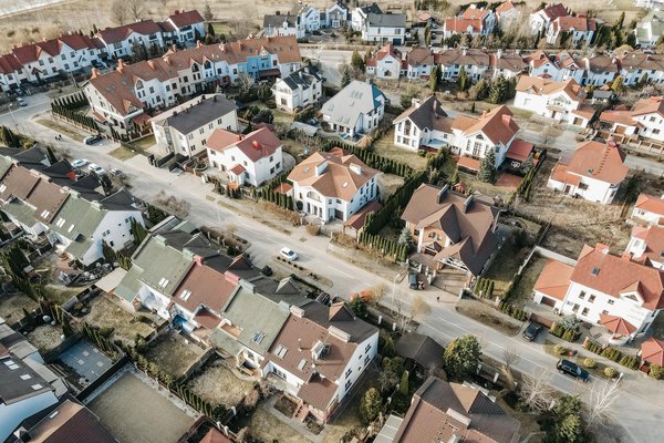 Concevez Votre Écrin de Paradis avec Piscine : L'Indispensable Guide des Étapes Clés pour Réaliser Votre Maison de Rêve